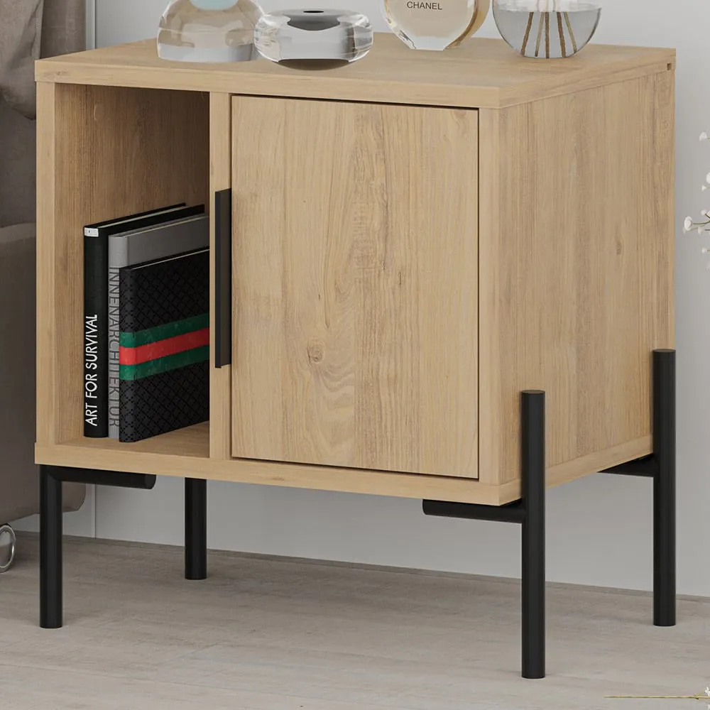 Glynn Single Door Bedside Table - Oak