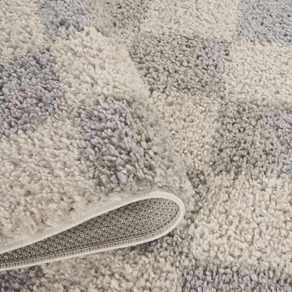 Chester Checkered Shaggy Rug - Grey, Polypropylene