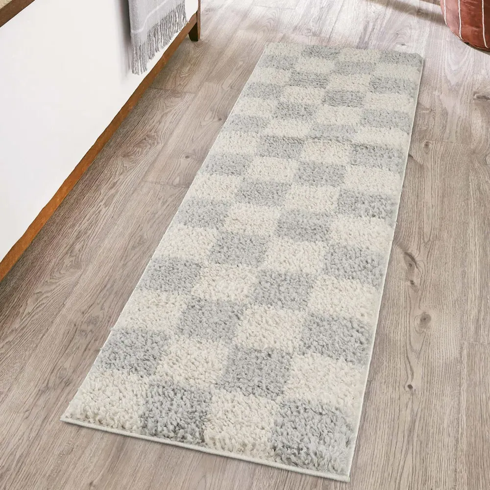 Chester Checkered Shaggy Rug - Grey, Polypropylene