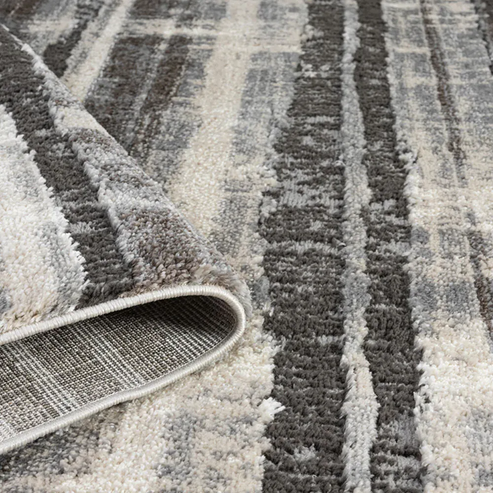 Eleanor Striped Embossed Rug - Grey