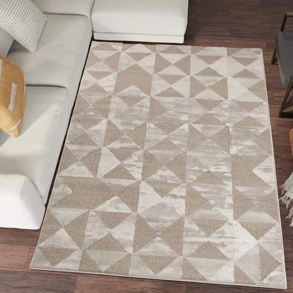 Hamilton Geometric Triangle Mosaic Rug - Brown, Polypropylene