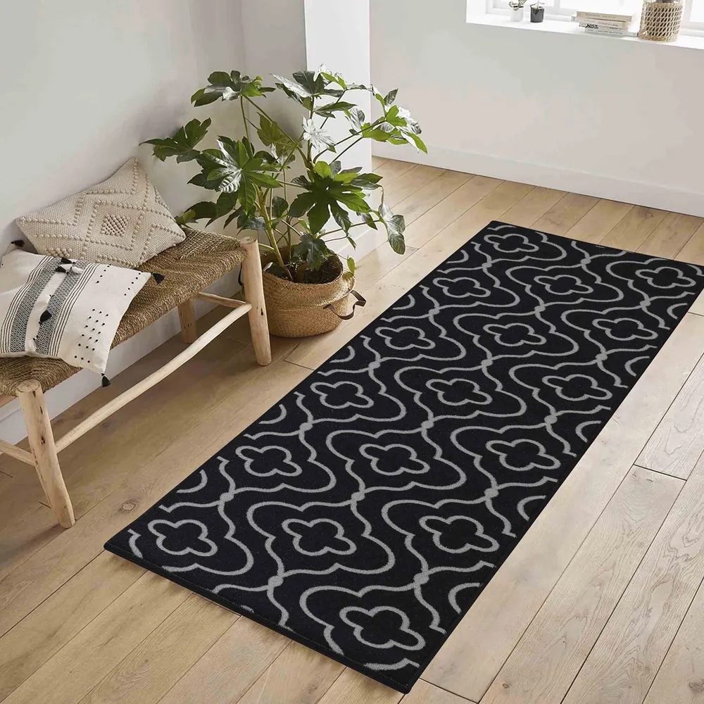 Havana Quatrefoil Anti Slip Door Mat - Black, Nylon