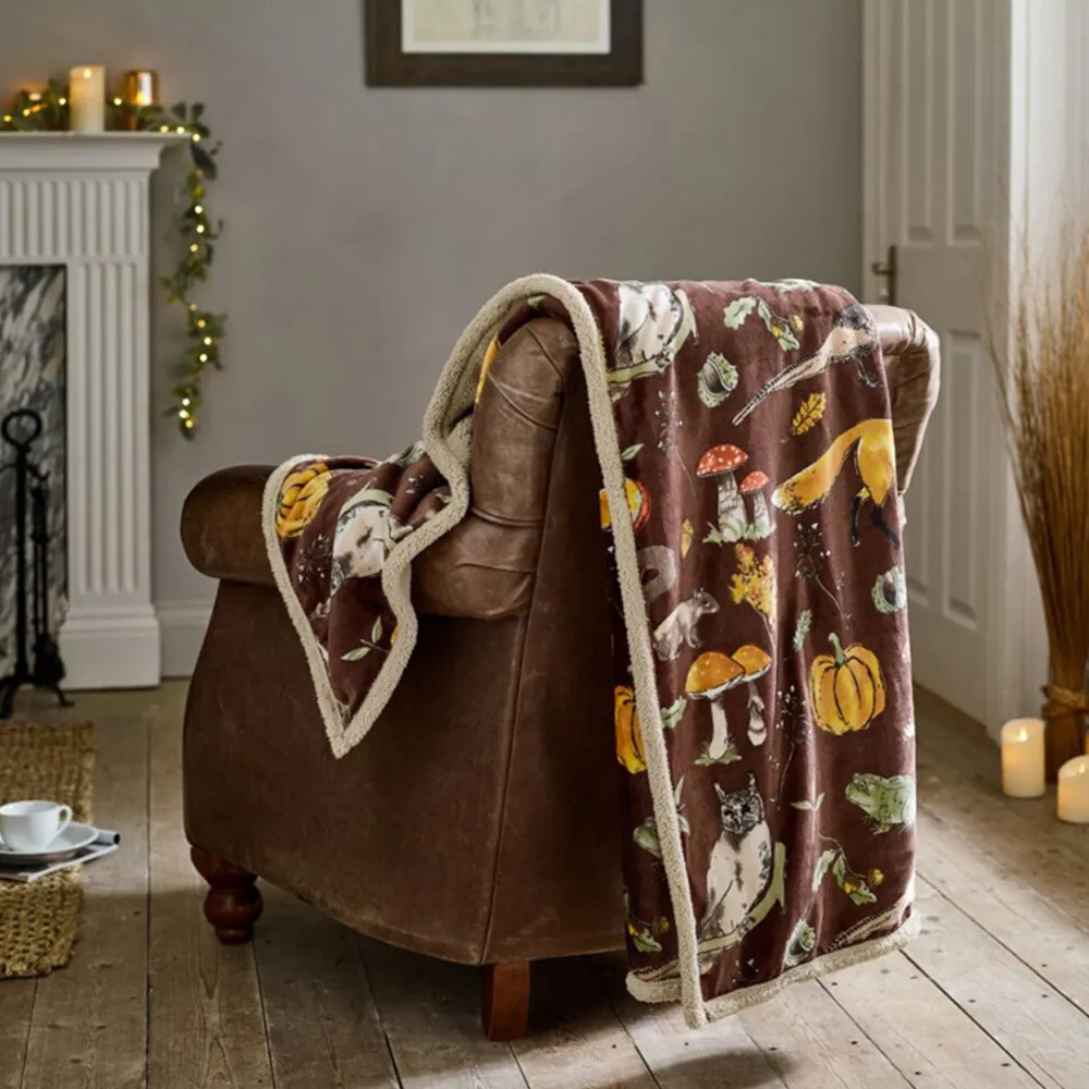 Cocoa Autumn Animals Throw - Brown