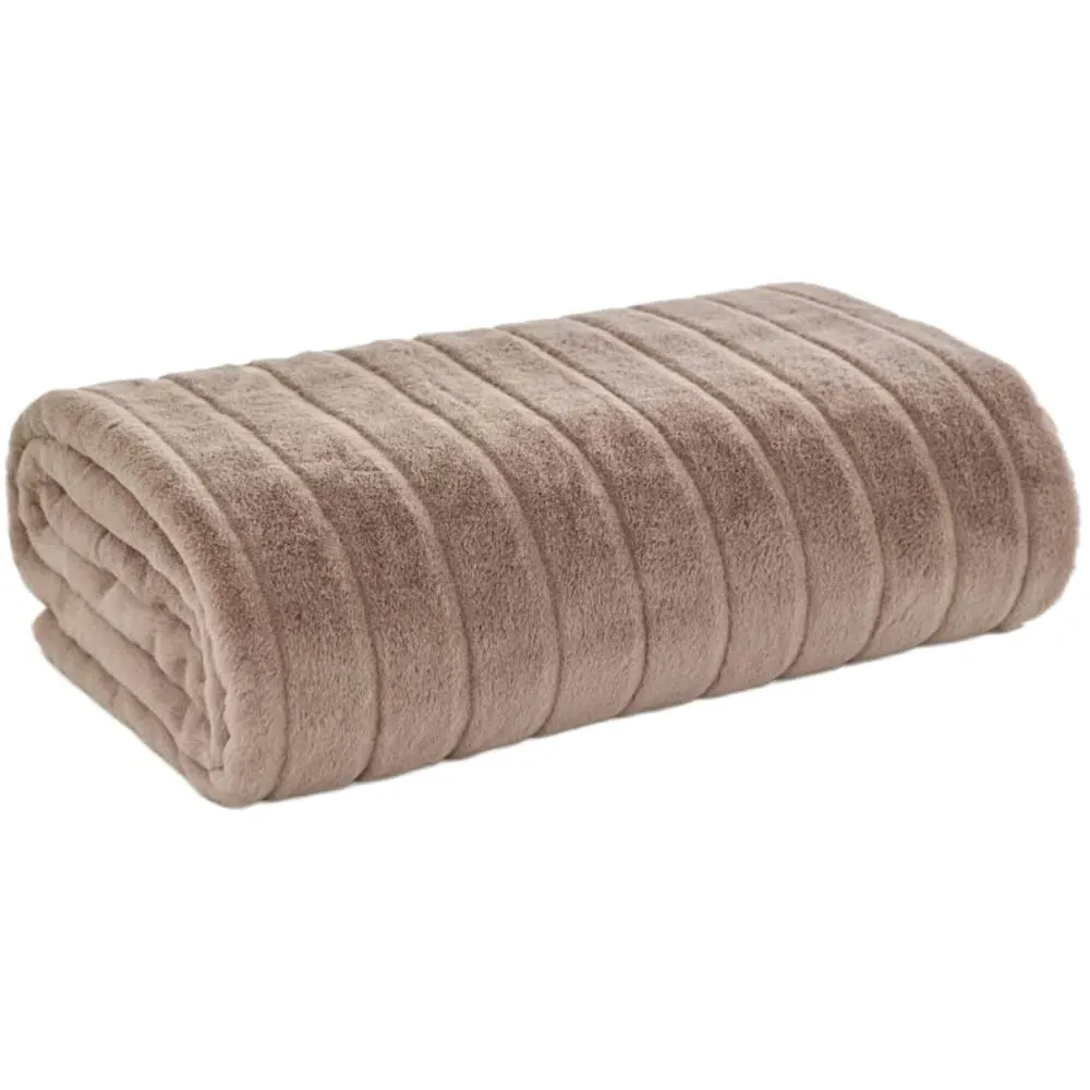 Hockley Throw 150 x 200cm - Green, Faux Fur