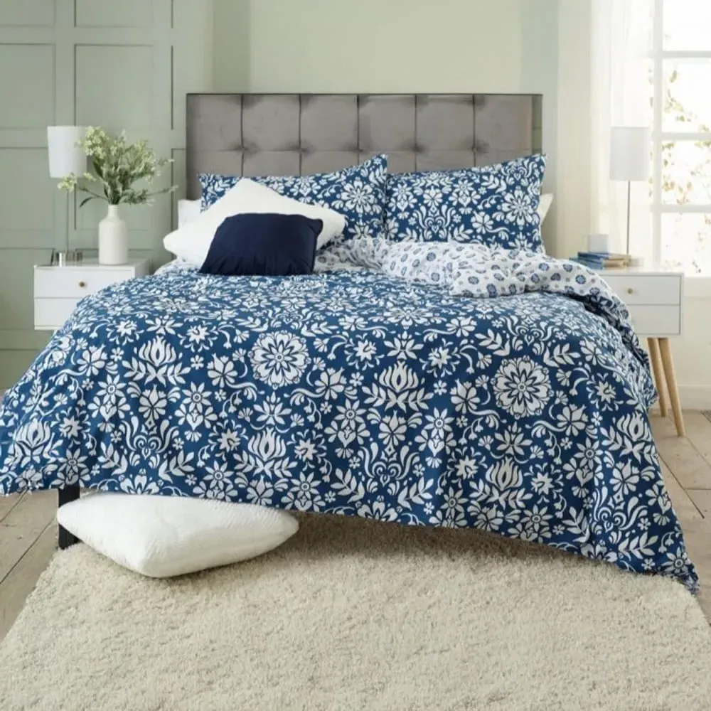 Ornamental Super King Size Floral Tile Reversible Duvet Set - Multi