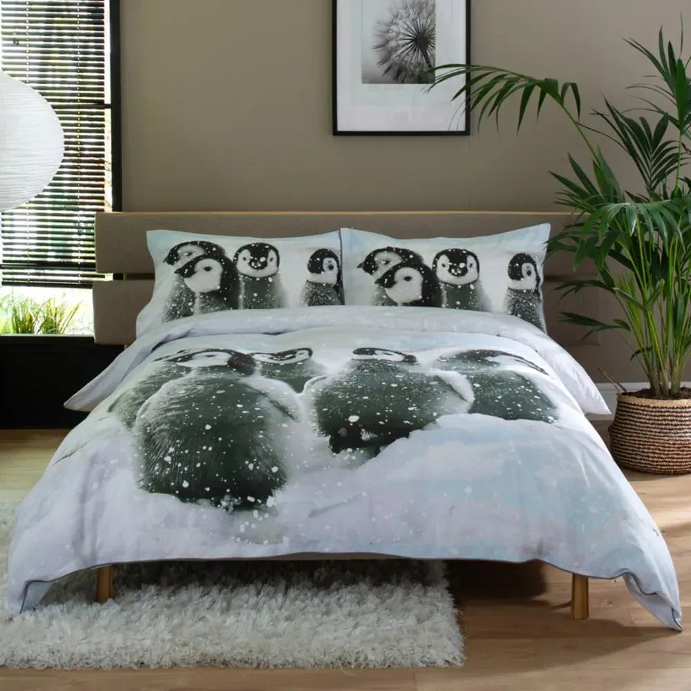 Penguin Huddle Double Duvet Set - White, Cotton