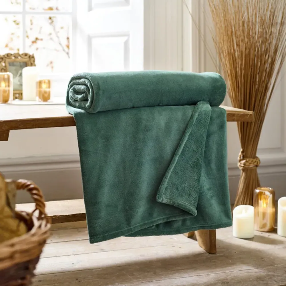 Snuggle Touch Throw - Forest Green, Coral Fleece