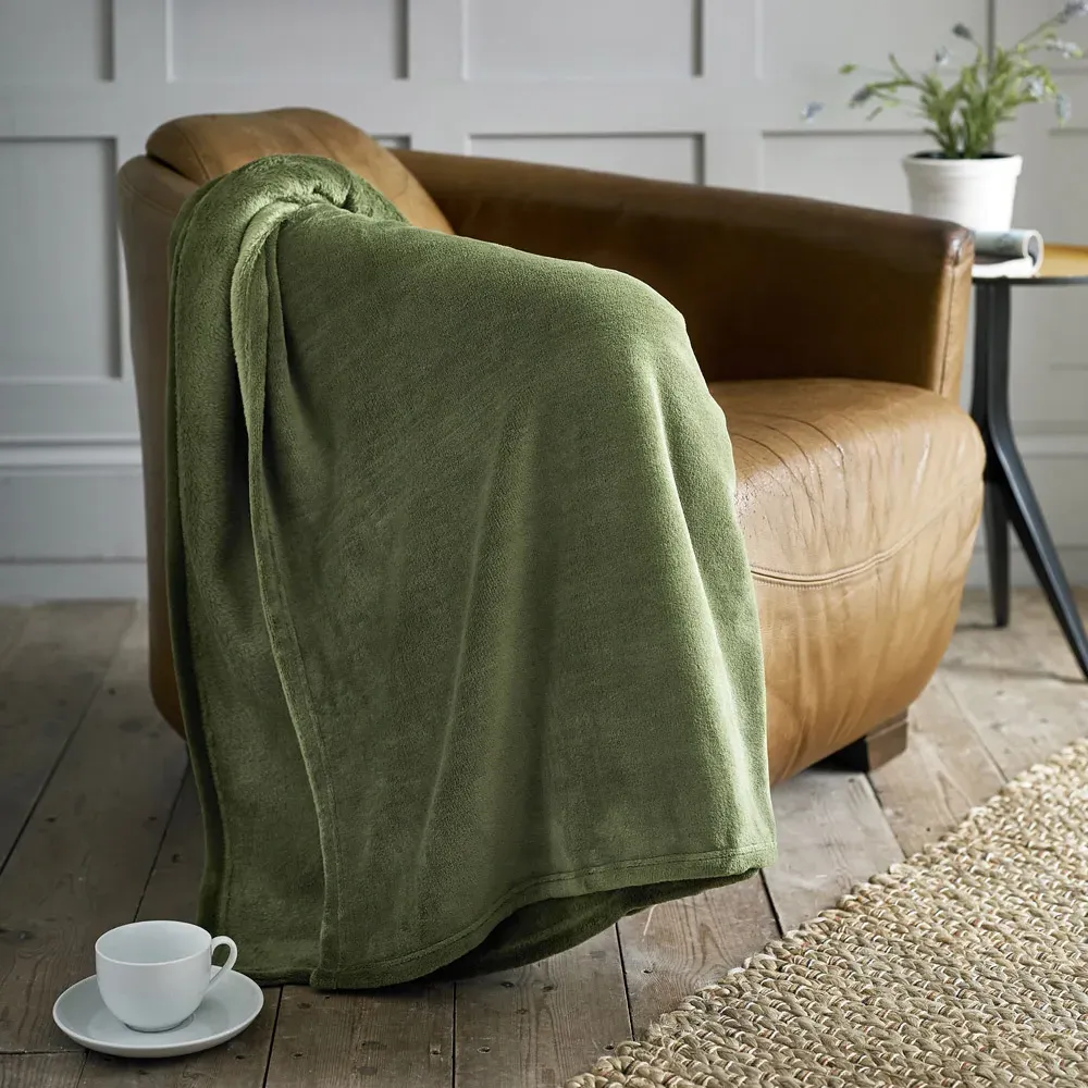 Snuggle Touch Throw - Green, Microfibre