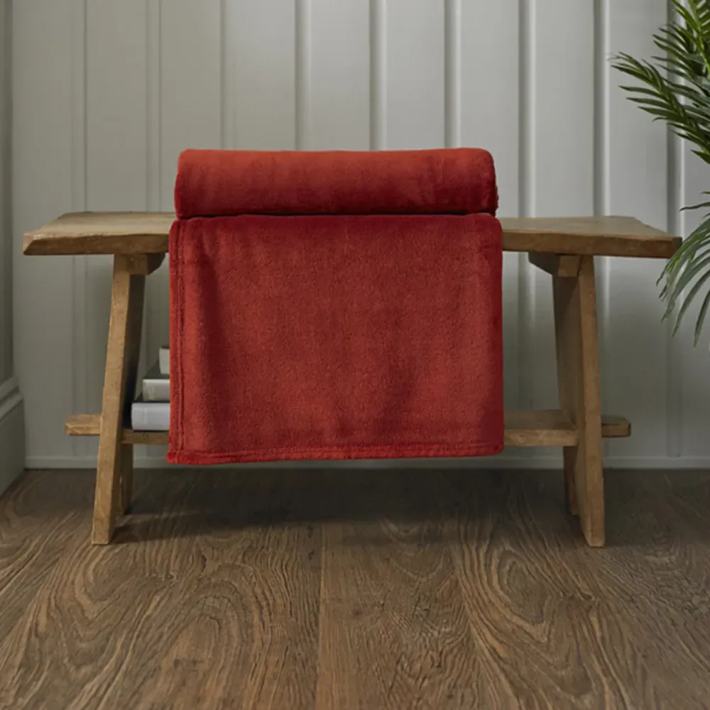 Snuggle Touch Throw - Red, Microfibre