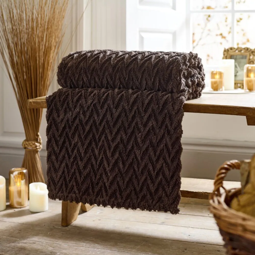 Tadcaster Throw - Chocolate, Polyester