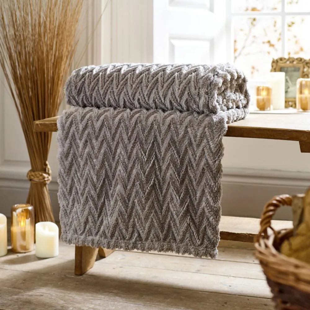 Tadcaster Throw with 3D Chevron Texture - Cream, Polyester
