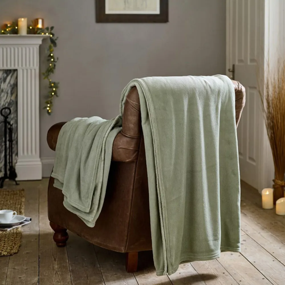 The Big One Throw - Green, Coral Fleece