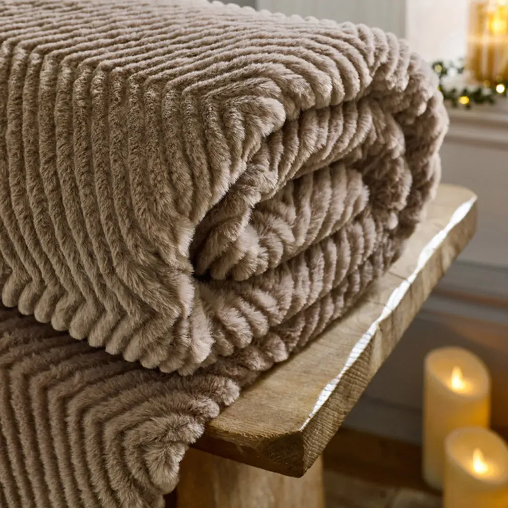 TLC Burghley Faux Fur Throw - Fawn