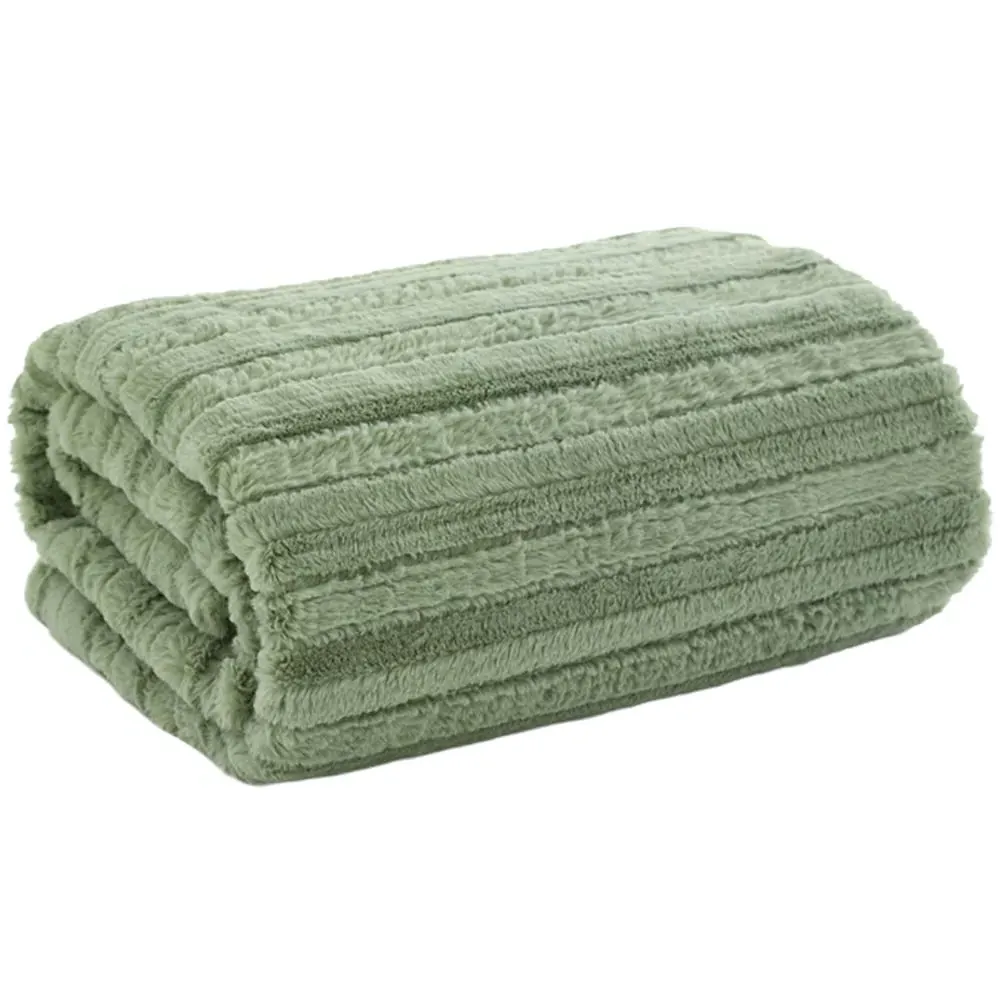 TLC Chatsworth Faux Fur Throw - Green