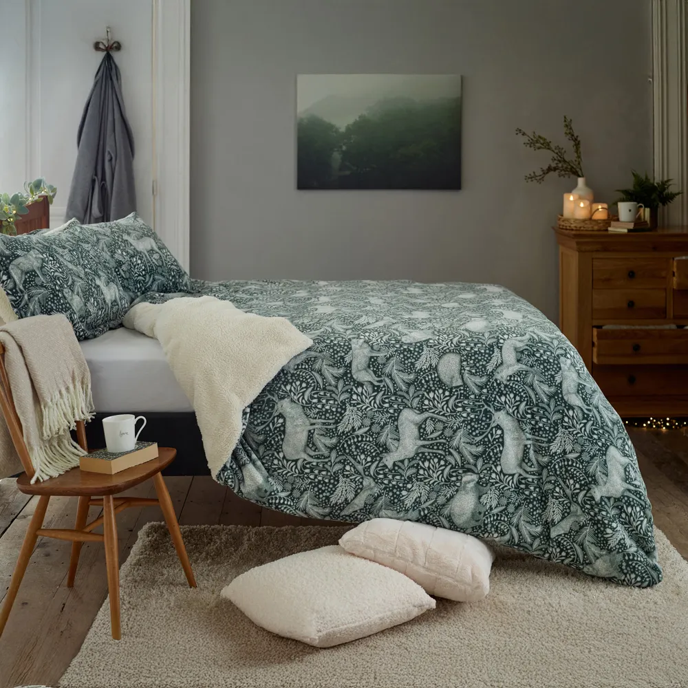 Woodland Folk Double Duvet Set - Dark Sage, Fleece