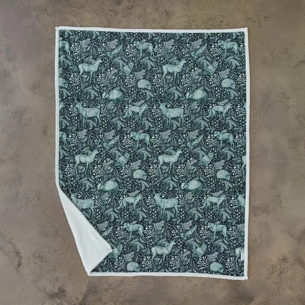 Woodland Folk Flannel and Sherpa Throw - Green