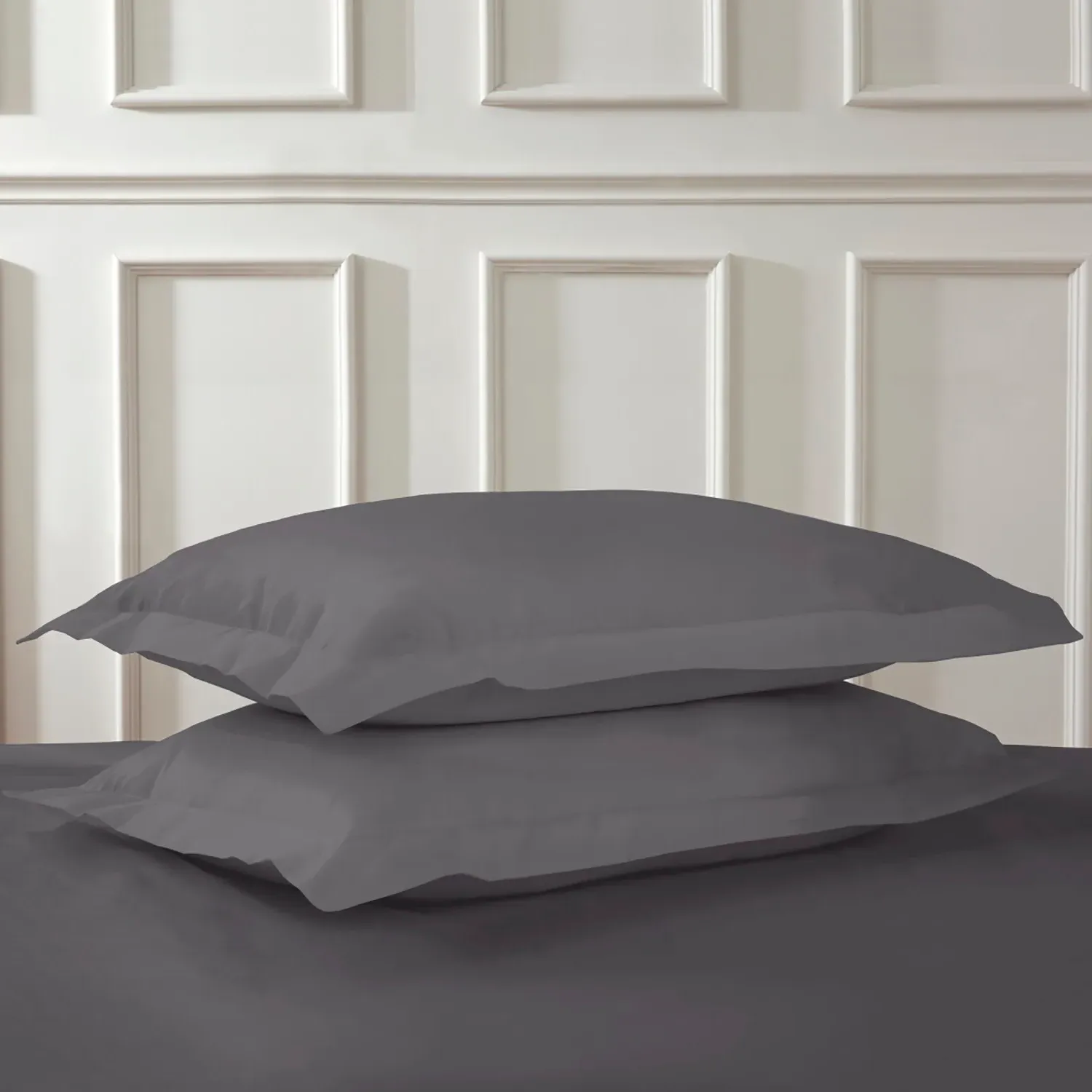 180 Thread Count Cotton Oxford Pillowcases - Charcoal image