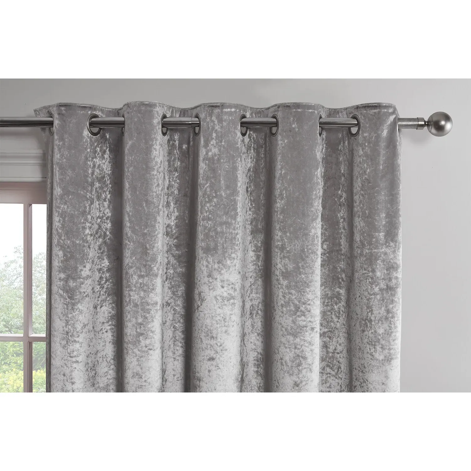 Crushed Velvet Eyelet Curtains - Silver