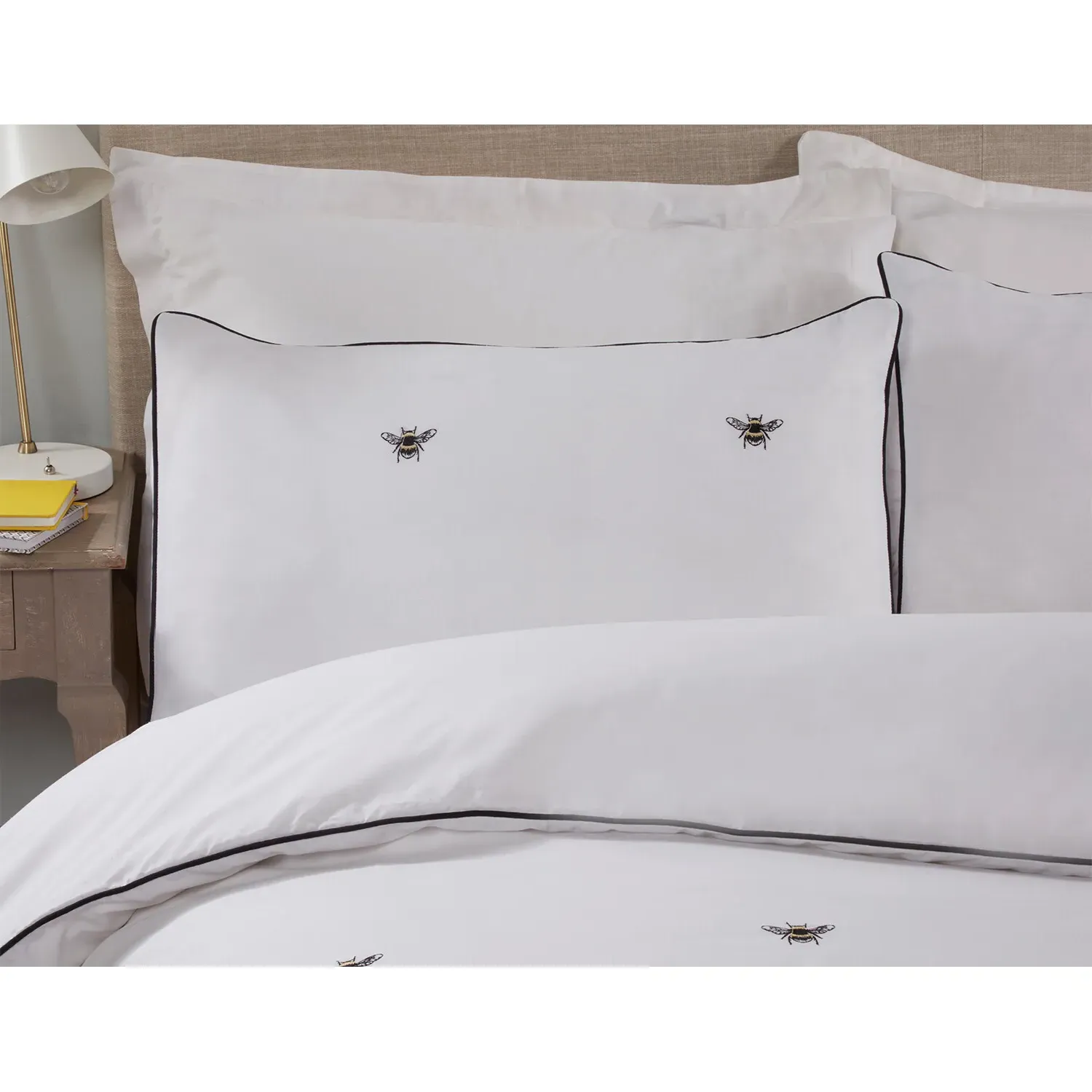 Double Bumblebee Embroidered Duvet Cover Set - Multi, Cotton