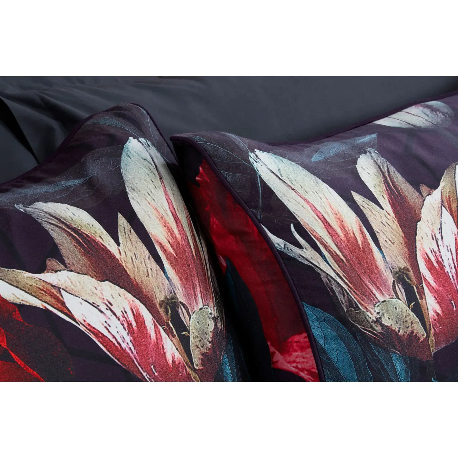 Euphoria King Size Duvet Cover Set - Purple, Floral