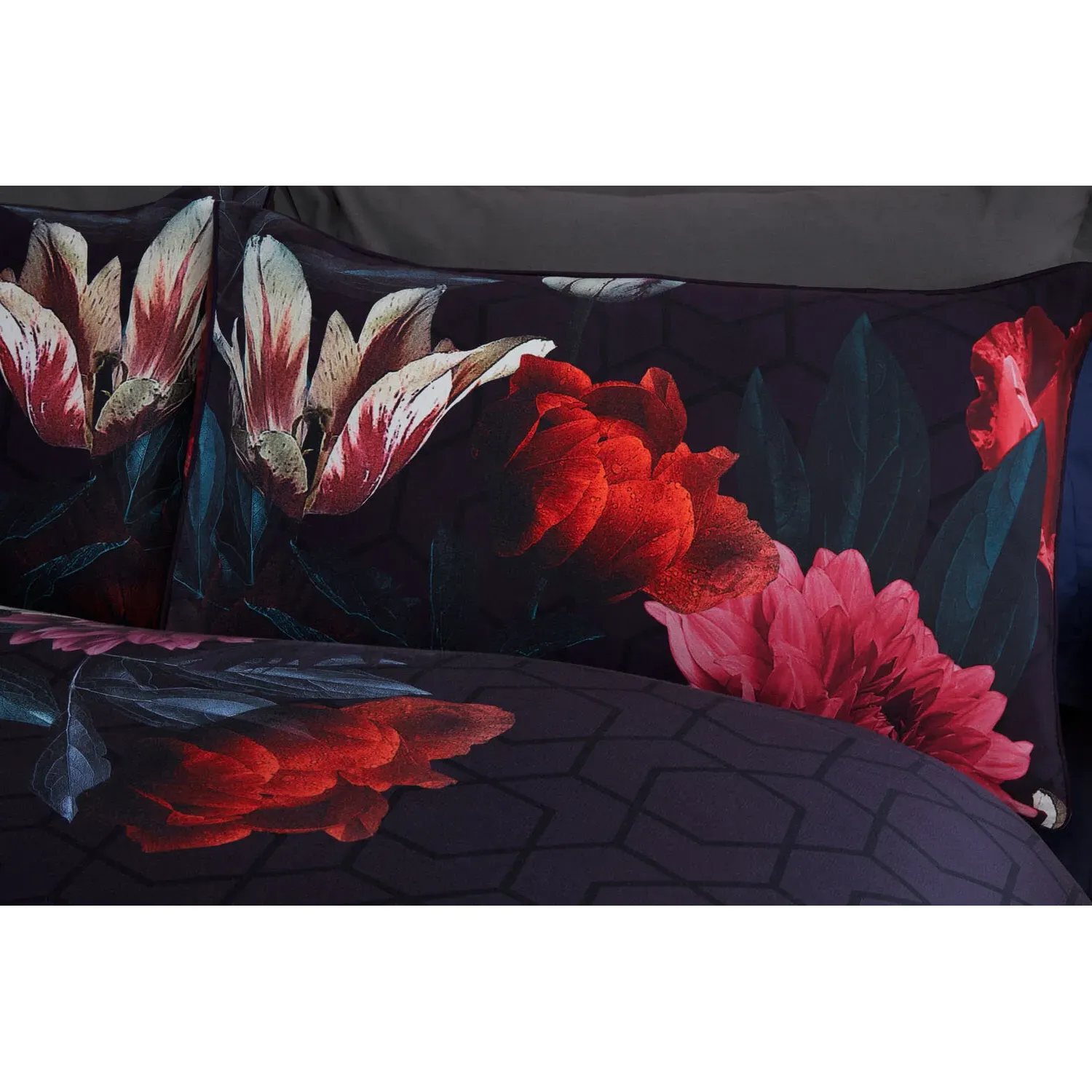 Euphoria King Size Duvet Cover Set - Purple, Floral