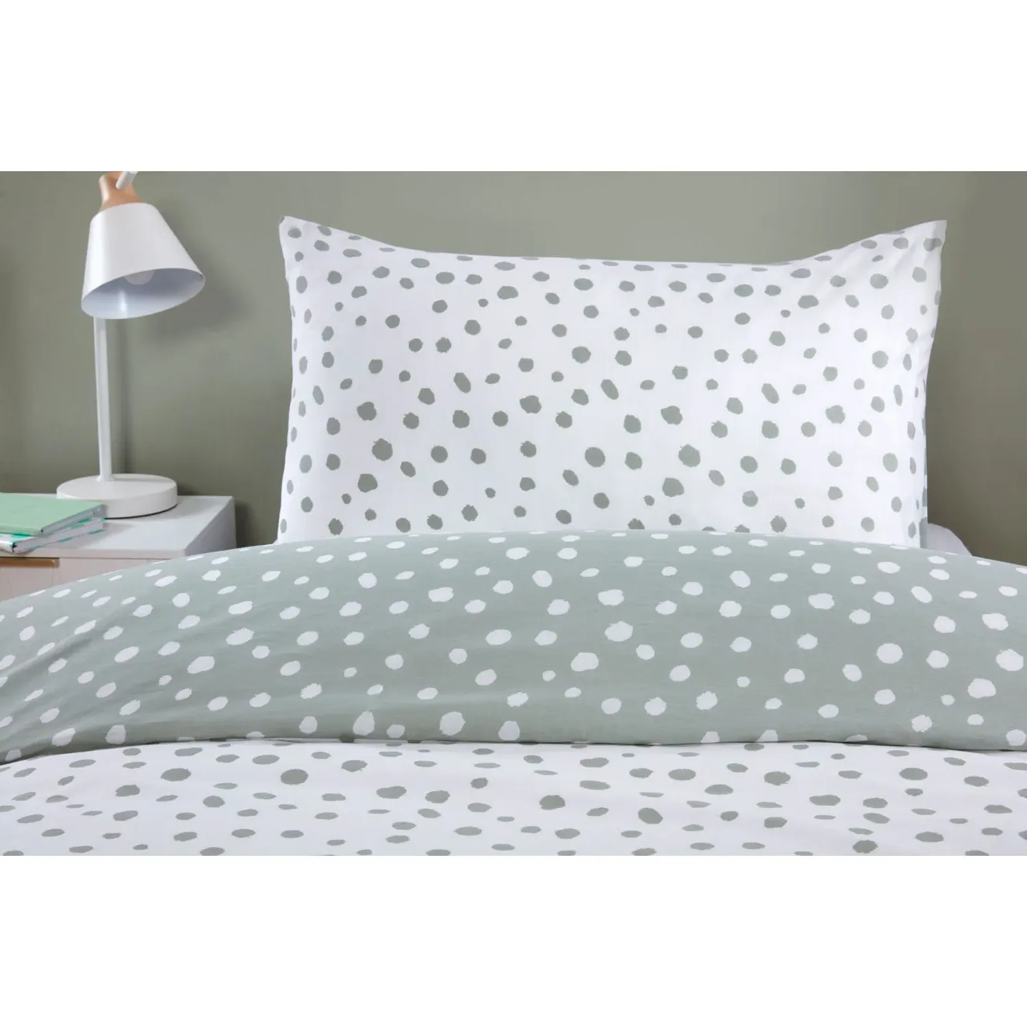 Dapple Spot Duvet Cover and Pillowcase Set - Green