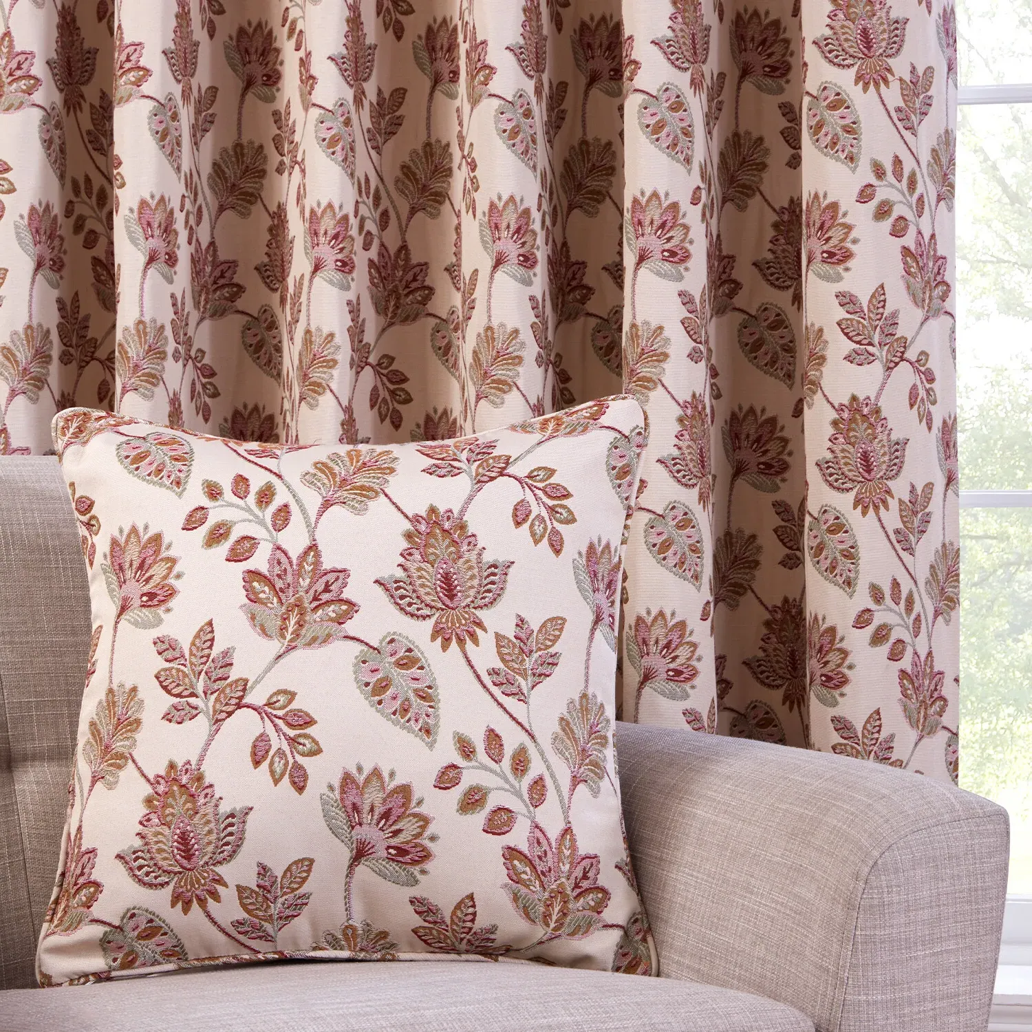 Regency Floral Jacquard Curtain with Thermal Blackout - Pink