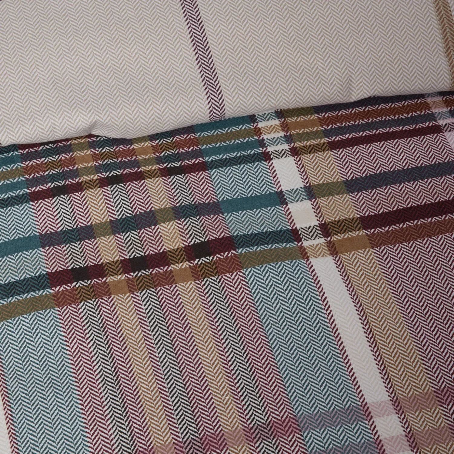 Mairi Tartan Super King Duvet and Pillow Case Set