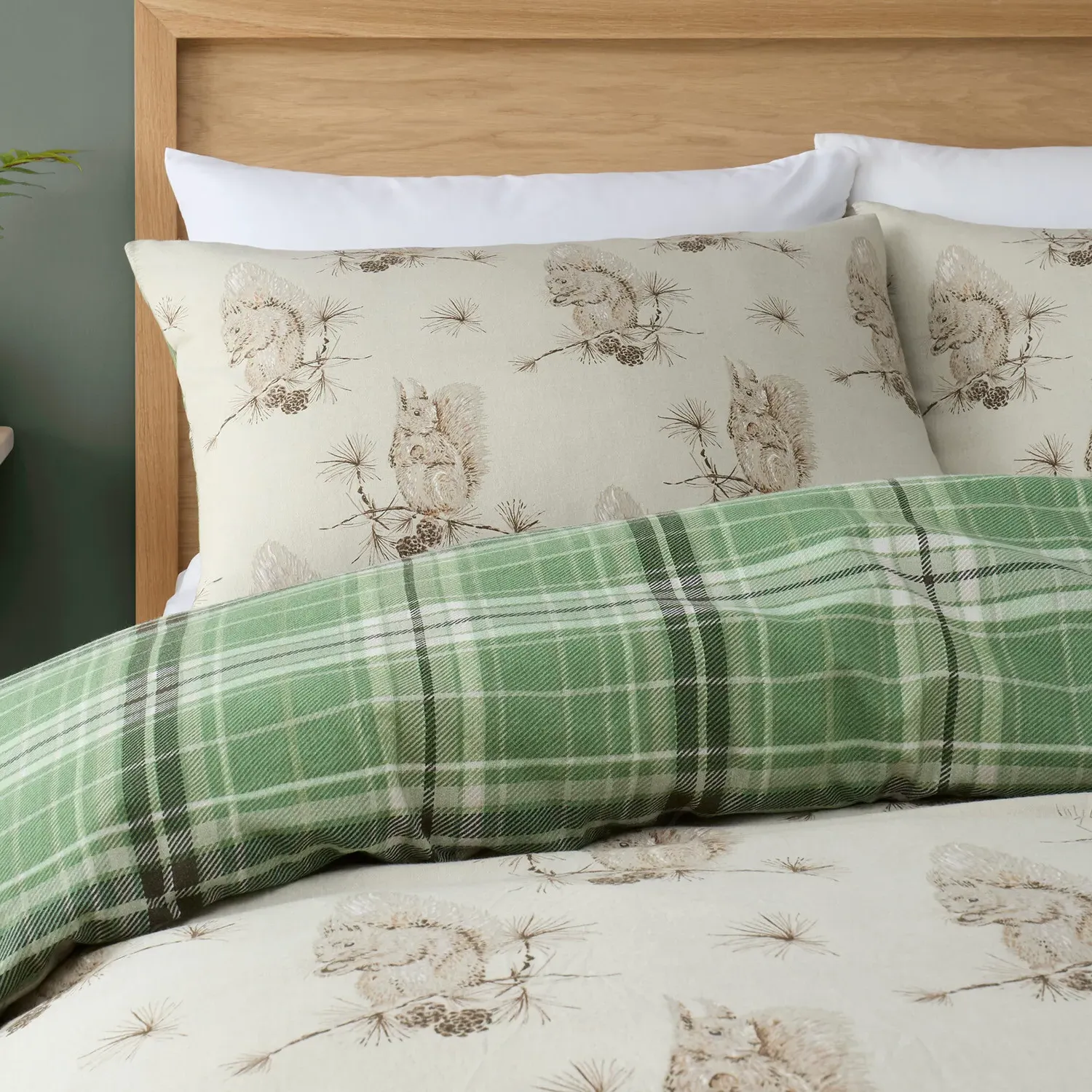 Newbridge Forest Super King Duvet Cover Set - Green