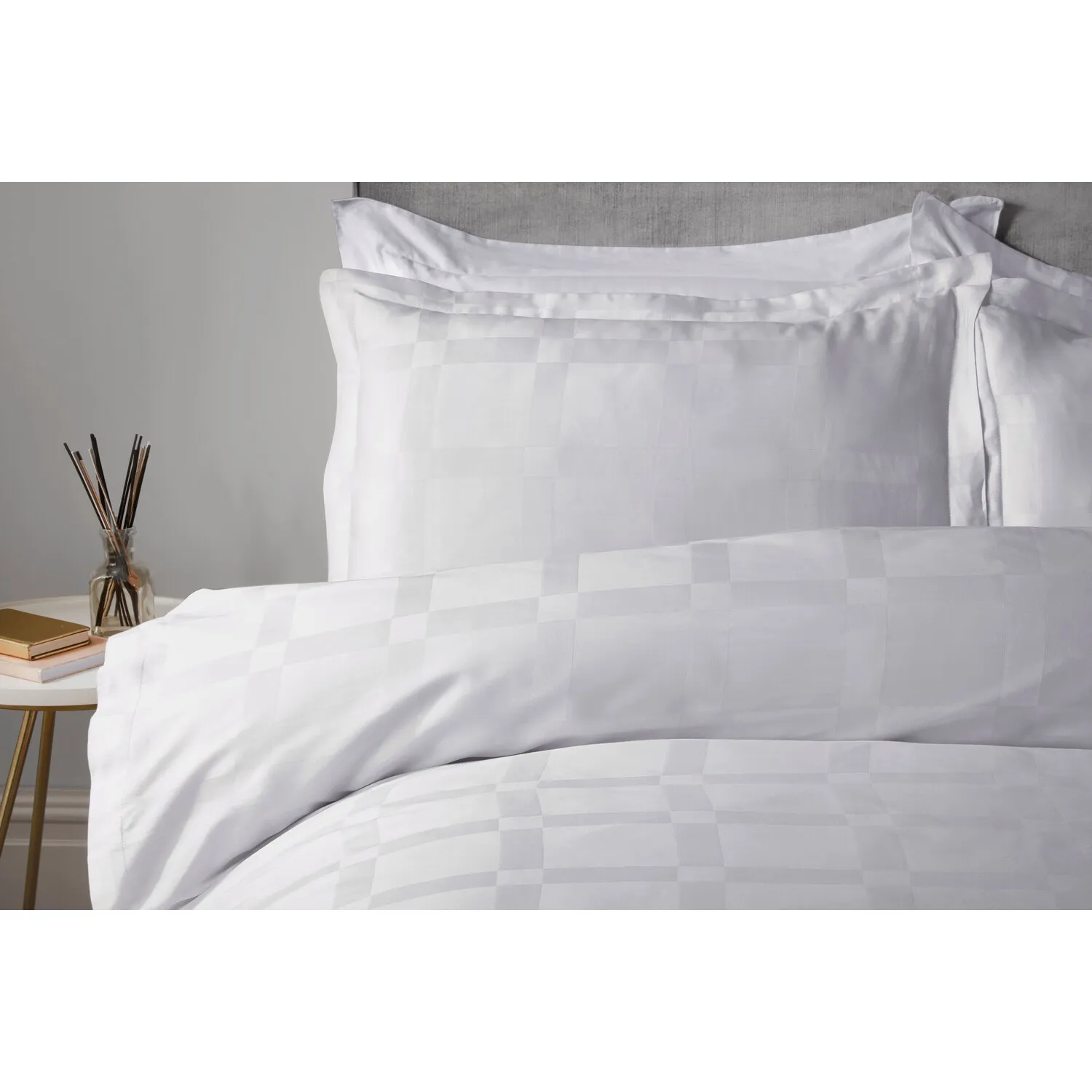 Sloane Check Double Duvet Cover Set - White, Cotton