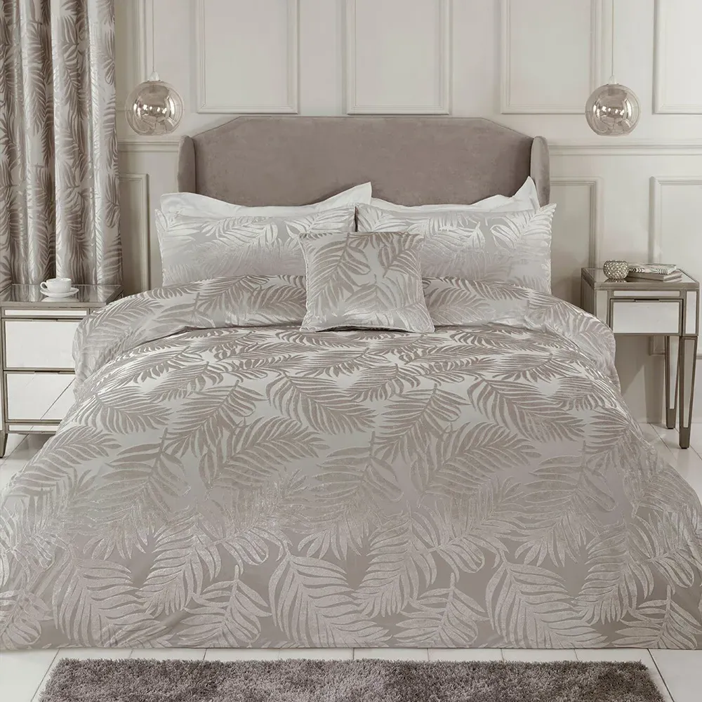 Yasmin King Size Duvet Set - Ivory image