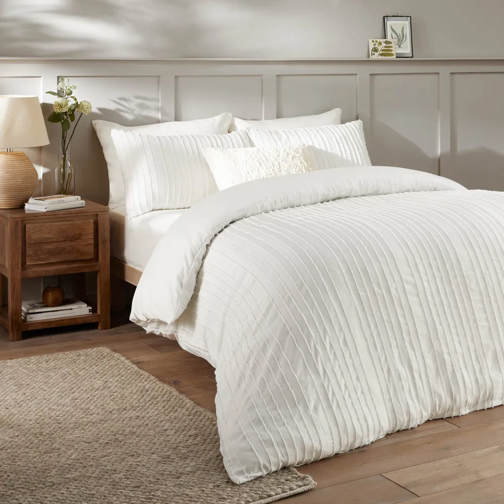 Harrison Double Duvet Set with Stripe Print - White