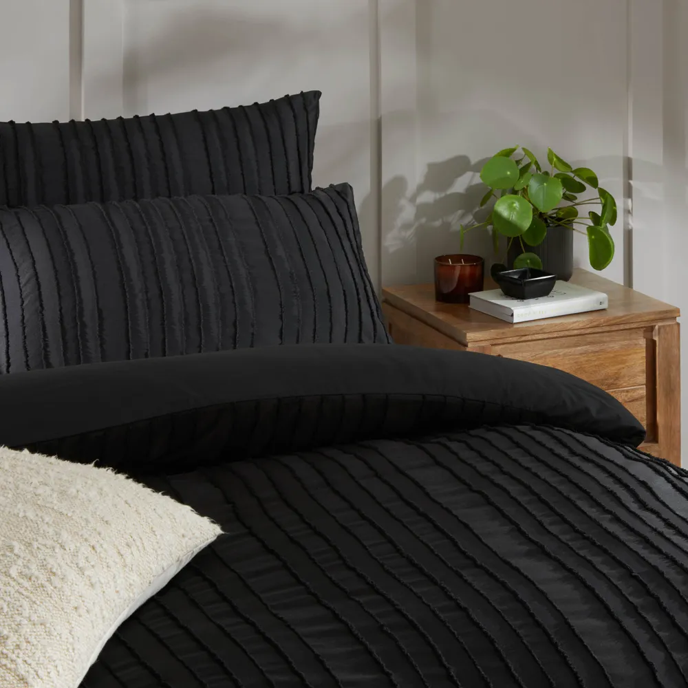 Harrison Single Duvet Set with Stripe Print - Black