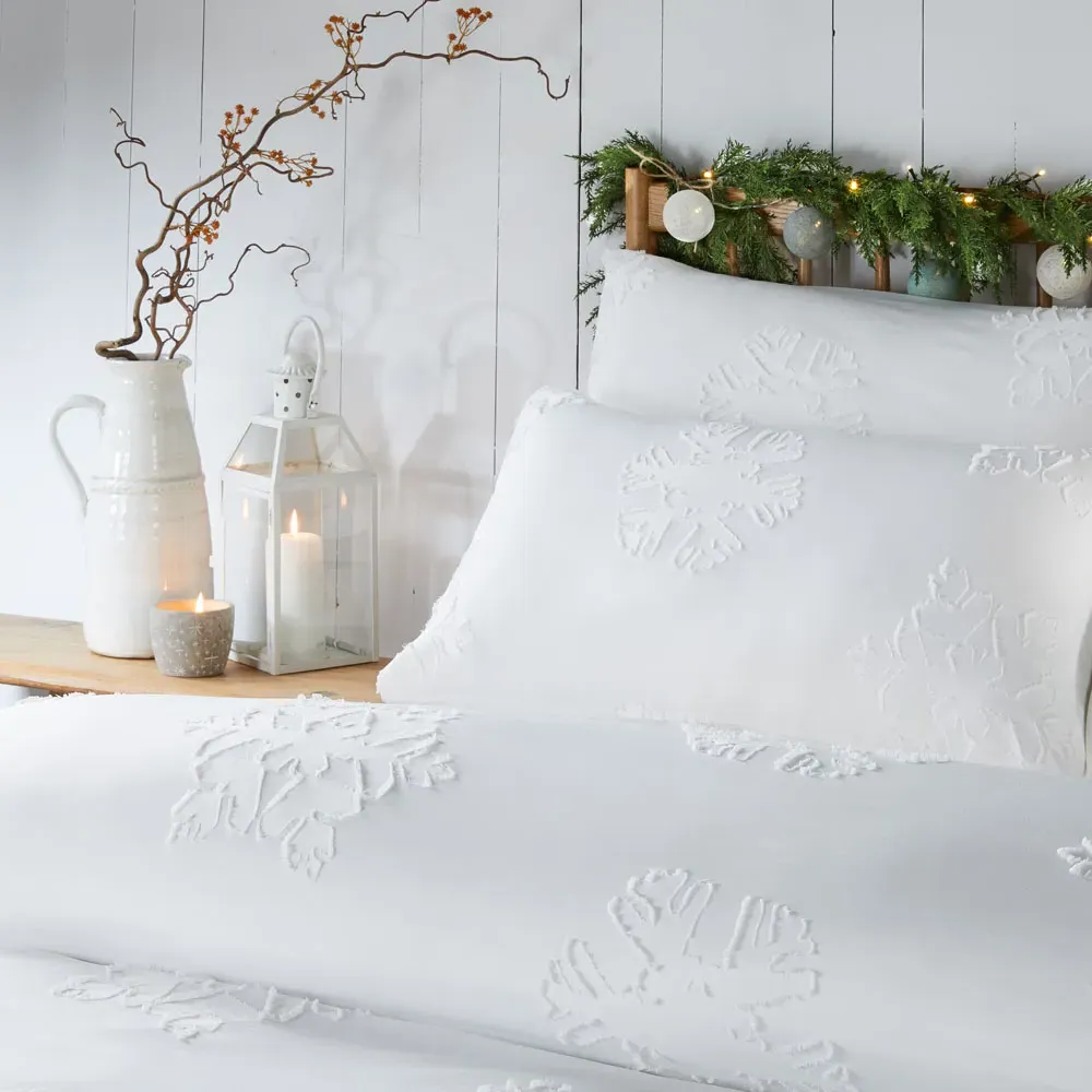 King Size Snow Crystal Tufted Duvet Set - White