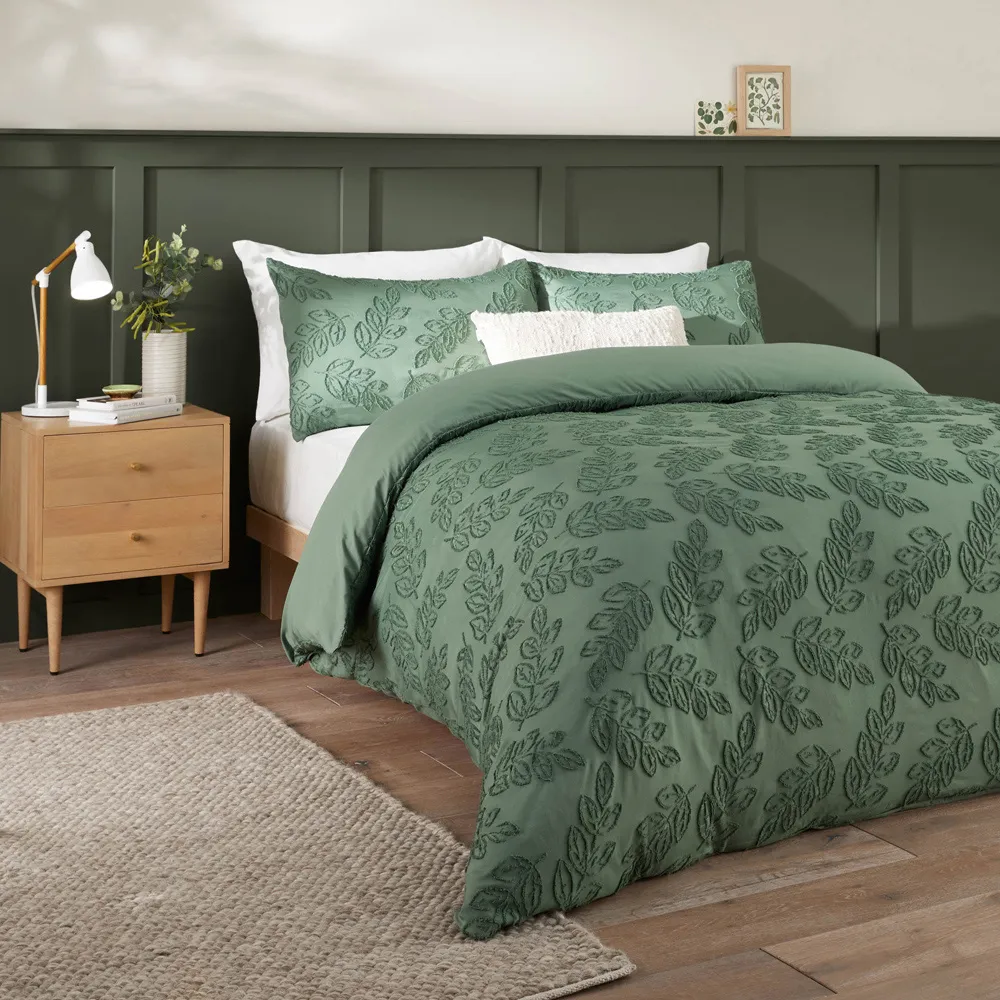 Seville Super King Size Tufted Duvet Set - Green Leaf