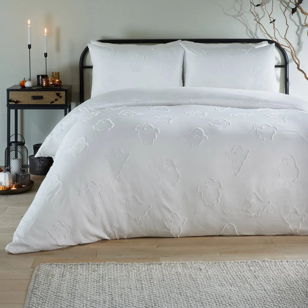 Single Ghostly Ghouls Tufted Duvet Set - White image