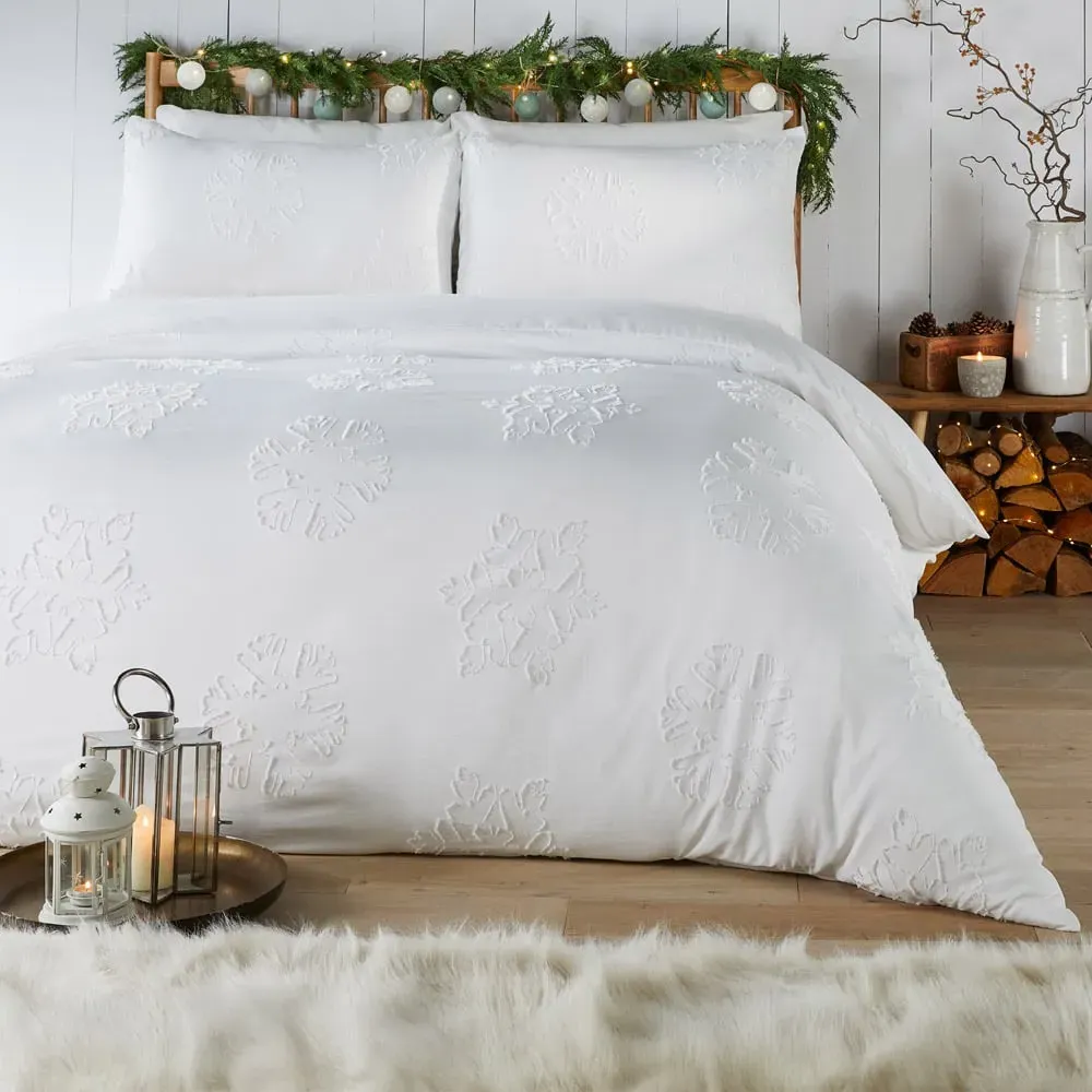 Single Snow Crystal Tufted Duvet Set - White