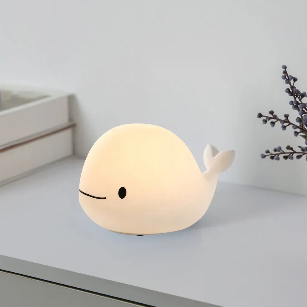 Castellino Whale Table Lamp - White