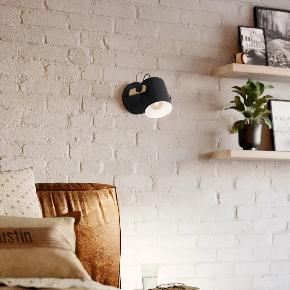 Hornwood Wall Lamp with Pivoting Head - Black, Pinewood