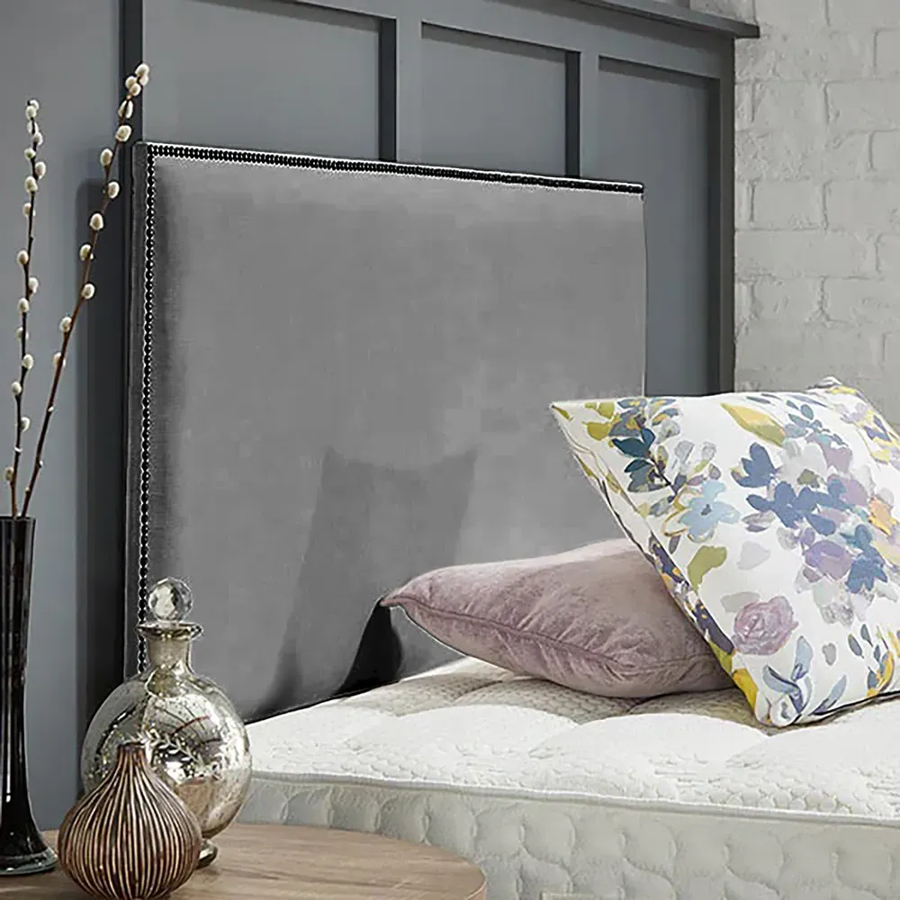 Riely King Size Strutted Headboard - Silver, Naples Fabric