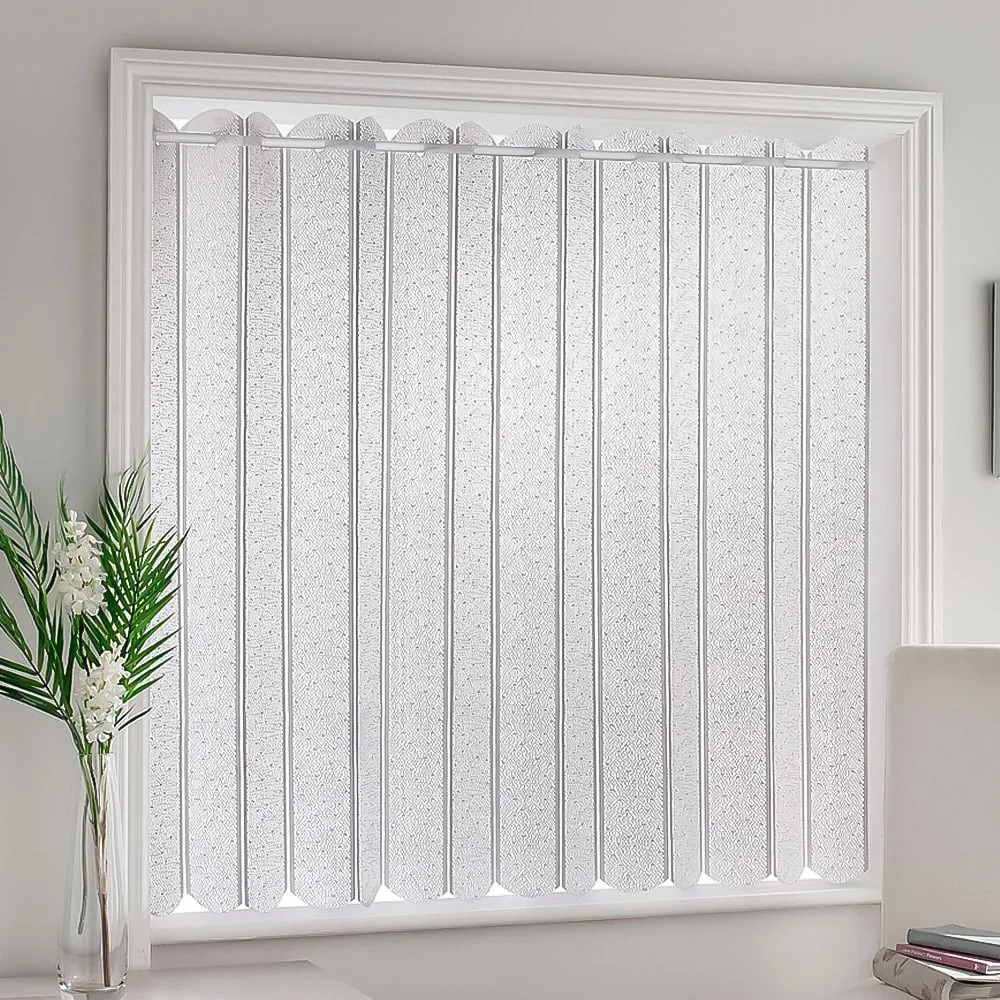 Vertical Pleated Parma Lace Blind - White