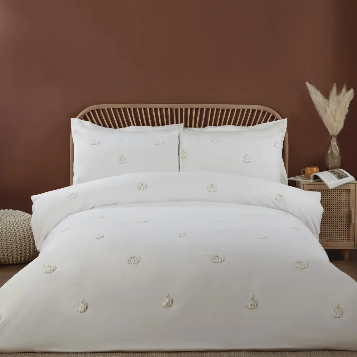 Pumpkin Super King Duvet Cover Set - White image