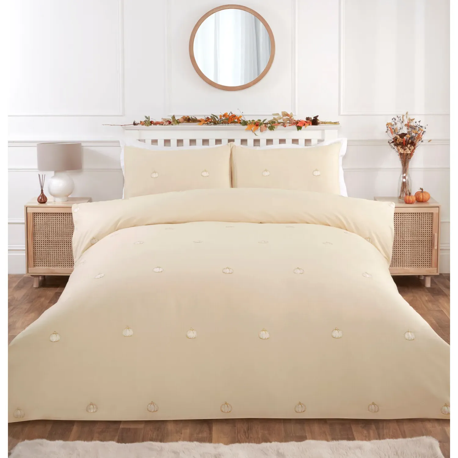 Pumpkins Super King Duvet Cover Set - Natural image