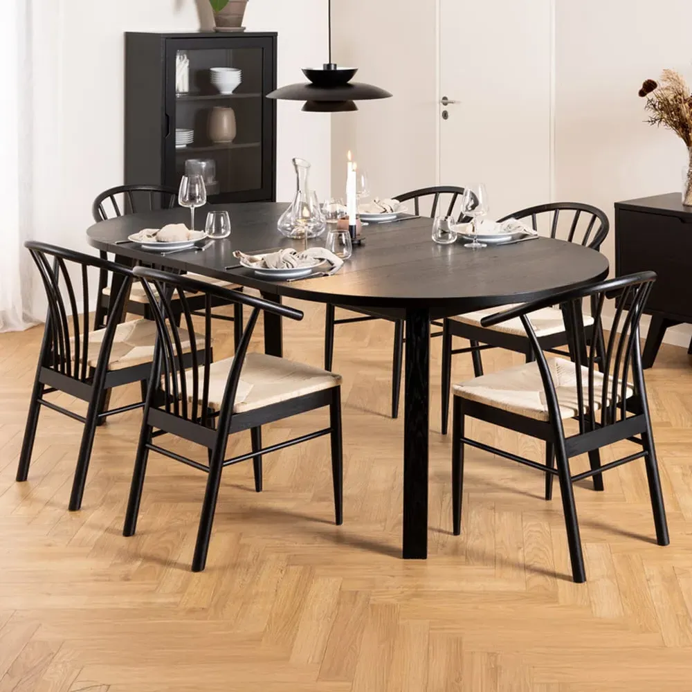 Montreux Round Extendable Dining Table - Black