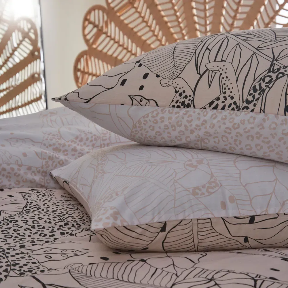 Aurora King Size Duvet Cover Set - Pink, Polycotton