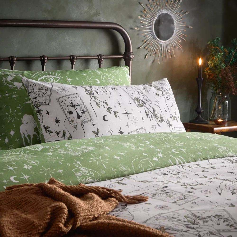 Celestial Stories King Size Reversible Duvet Set - Green