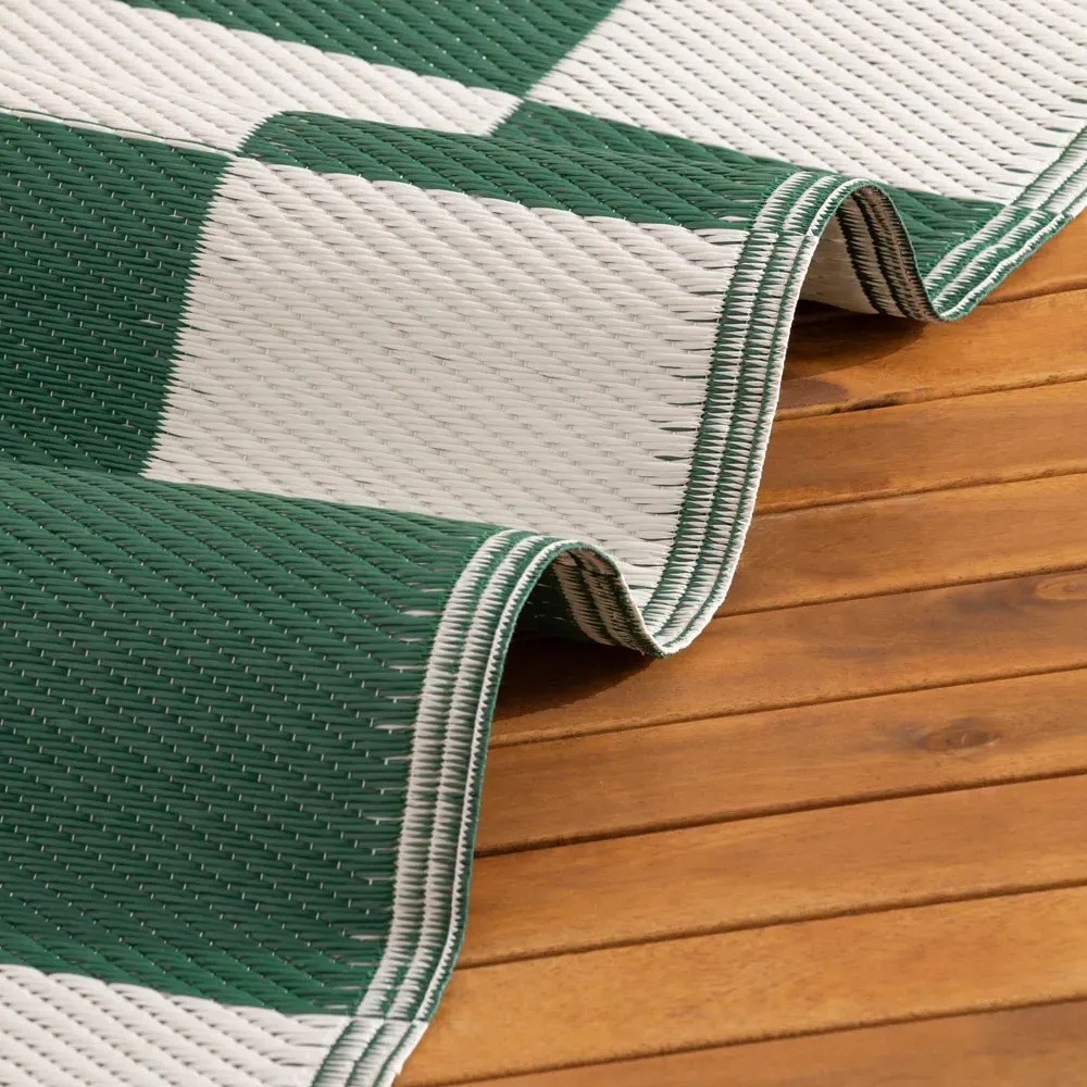 Checkerboard Recycled Outdoor Rug - Green