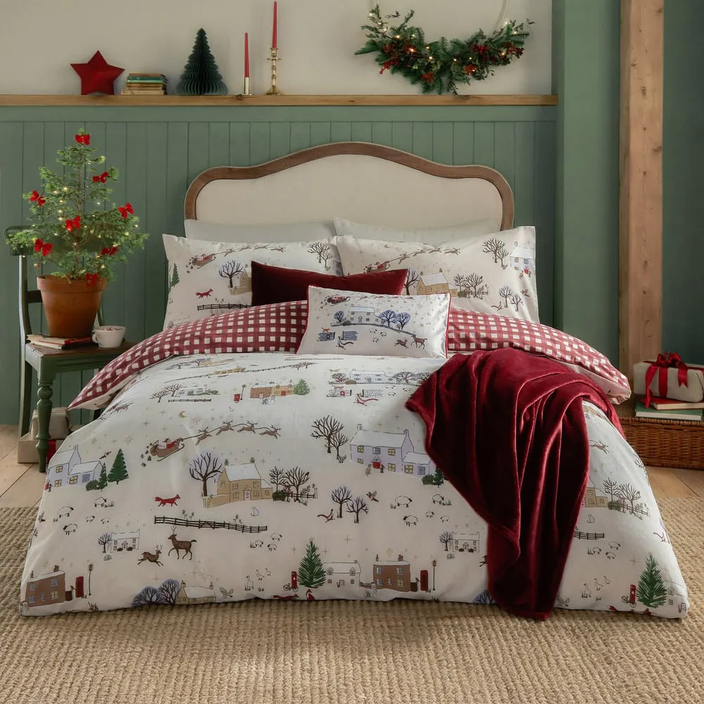 Cotswolds Super King Christmas Reversible Duvet Set - White