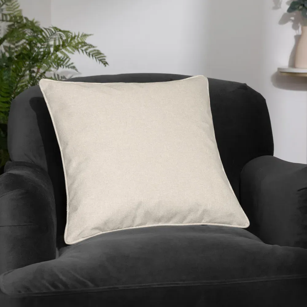 Dakota Tufted Cushion - Cream