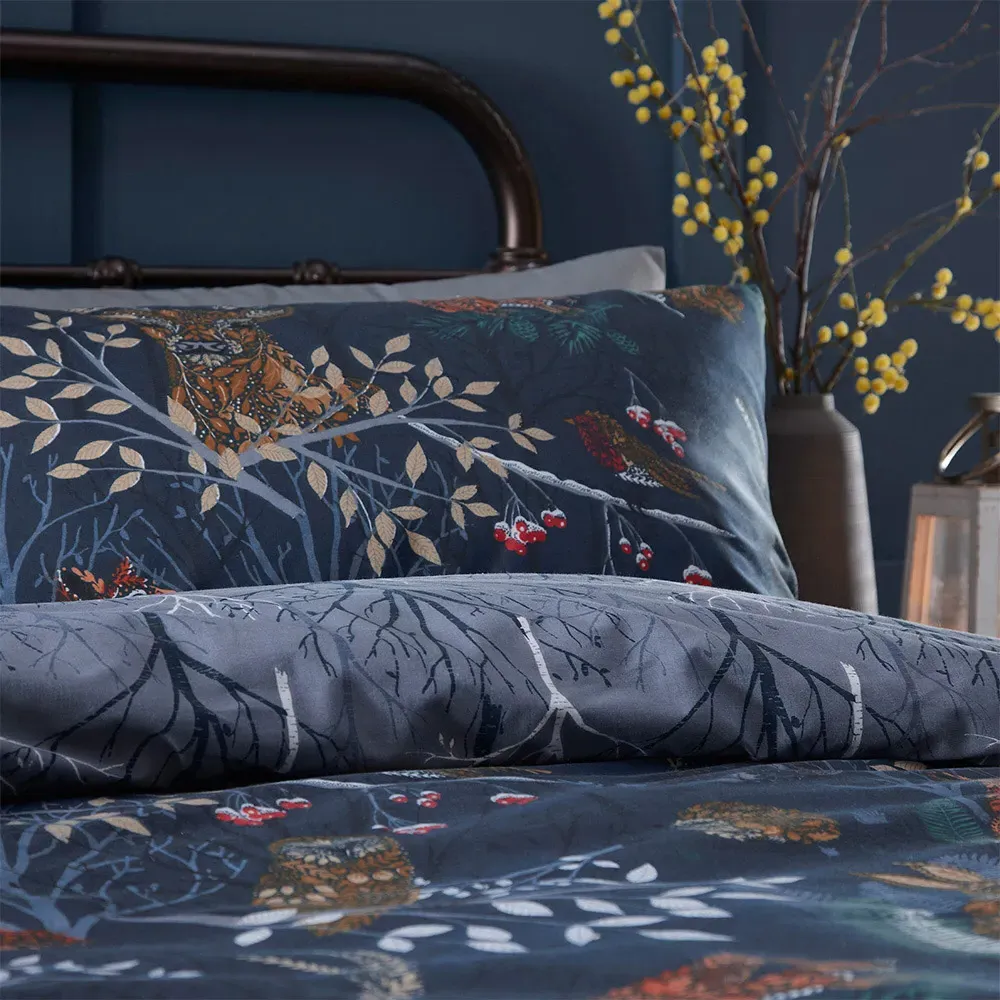Forest Fauna Super King Duvet Set - Navy, Polycotton